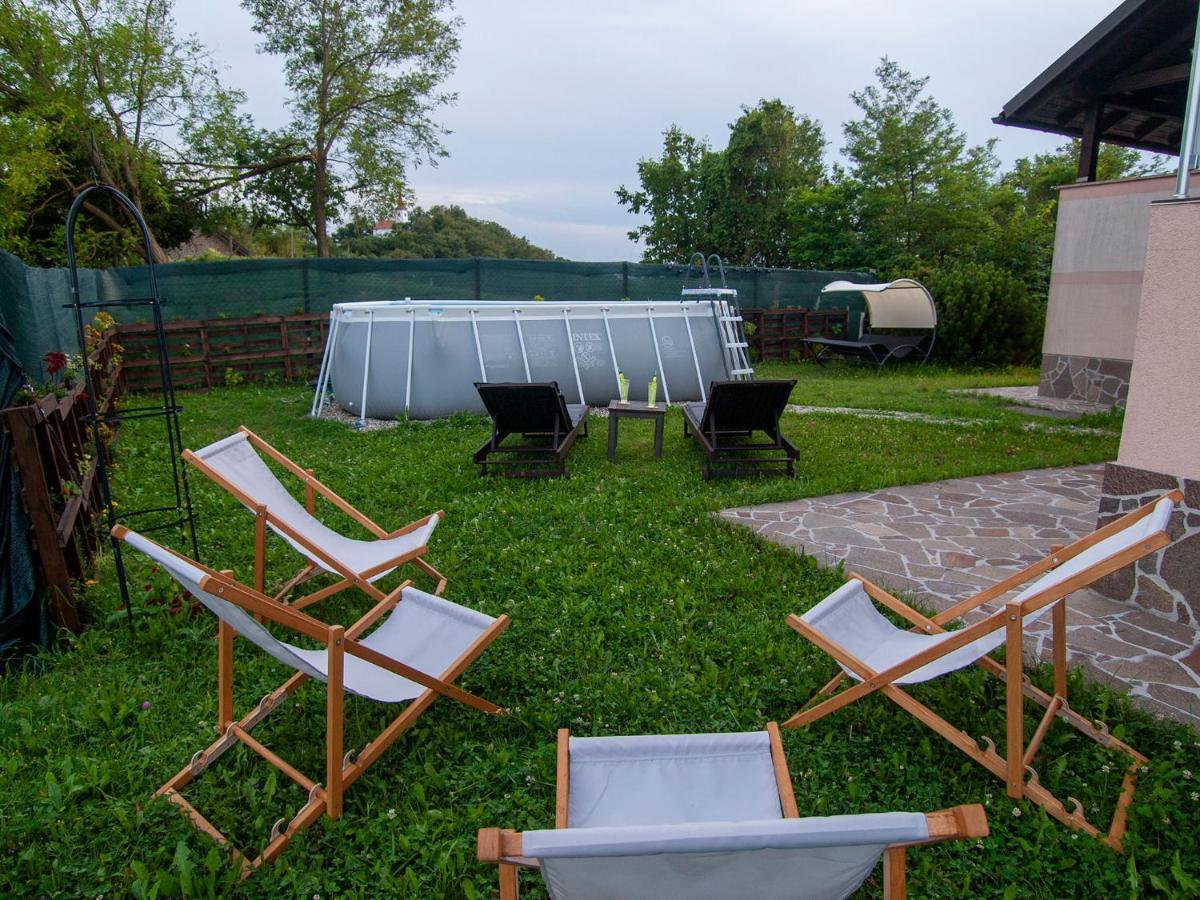 Holiday House Zarja - With Sauna And Hot Tub Bizeljsko 외부 사진