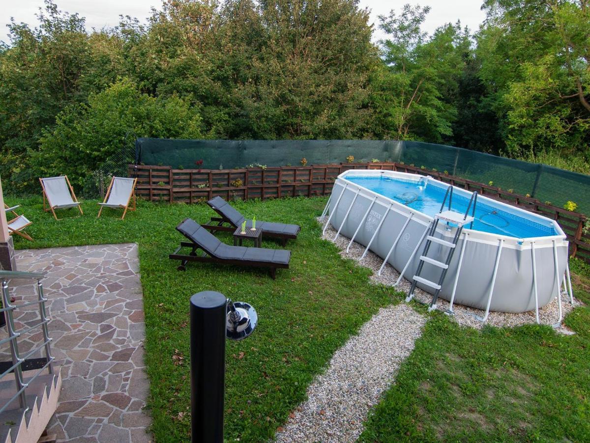 Holiday House Zarja - With Sauna And Hot Tub Bizeljsko 외부 사진